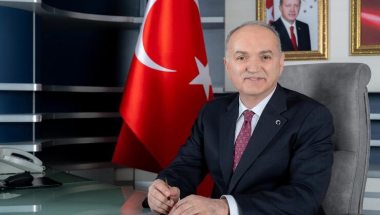 Başkan Faruk Özlü’den 2026 Mesajı: “Yeni Yılda Yeni Hedeflerle Düzce İçin Çalışmaya Devam”