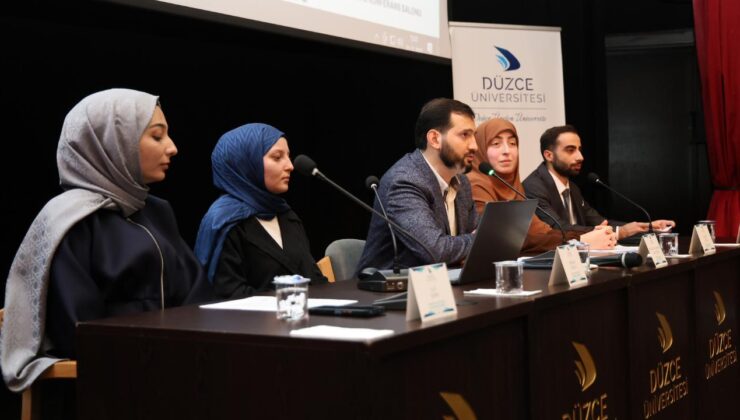 İlahiyat Fakültesi Öğrencileri “Rahmet Elçisi Olarak Peygamber Efendimiz” Panelinde Buluştu