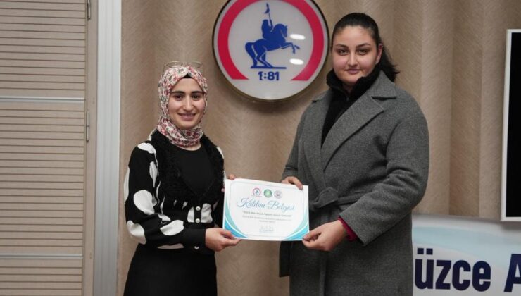 Düzce Belediyesi’nden Aile Akademisi Hamlesi: İlk Eğitim Nikah Salonu’nda