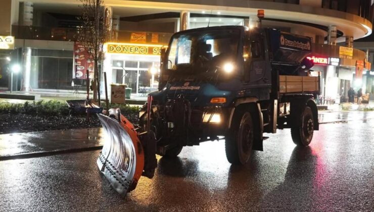 Düzce Belediyesi Kar ve Buzlanmaya Karşı Teyakkuzda