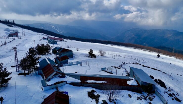 Düzce’nin Kış Cenneti Kardüz Yaylası, Drone ve Yer Çekimleriyle Kartpostal Gibi Görüntülendi