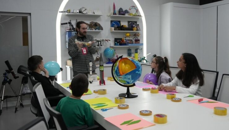 Düzce Belediyesi Bilim Merkezi Mart Ayı Atölyeleriyle Öğrencilerle Buluşuyor