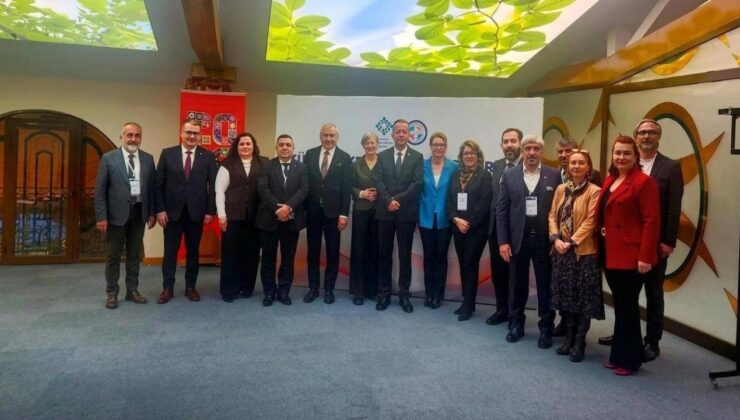 Düzce Kent Konseyi, Türkiye Kent Konseyleri Birliği Toplantısına Katıldı