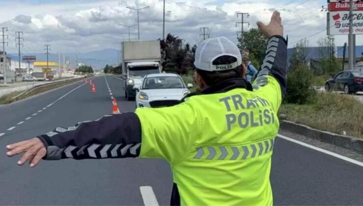Düzce’de Trafik Denetimleri Sıklaştı: 1 Haftada 1496 Sürücüye Ceza