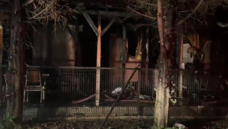 Düzce’de Ev Yangını; Ahşap Ev Küle Döndü