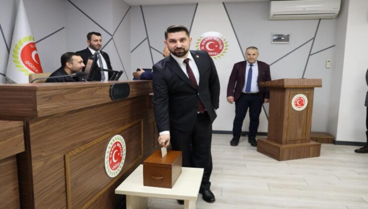 İl Genel Meclisi Nisan Ayı Toplantıları Başladı: Fazlı Koç Güven Tazeledi