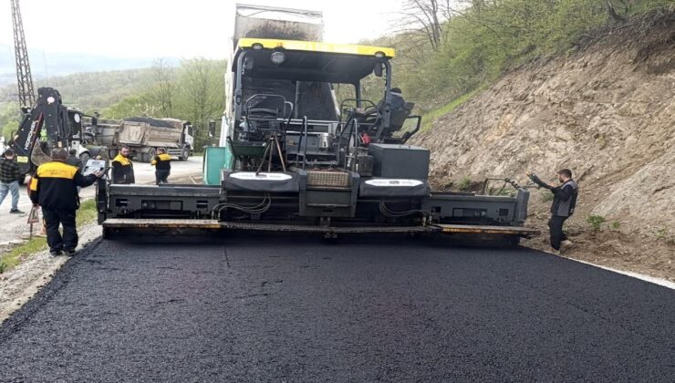 Gümüşova’da Köy Yollarında Asfalt Çalışması Tamamlandı