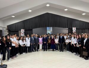 Akçakoca’da TÜBİTAK 4006 Bilim Fuarı Kapılarını Açtı