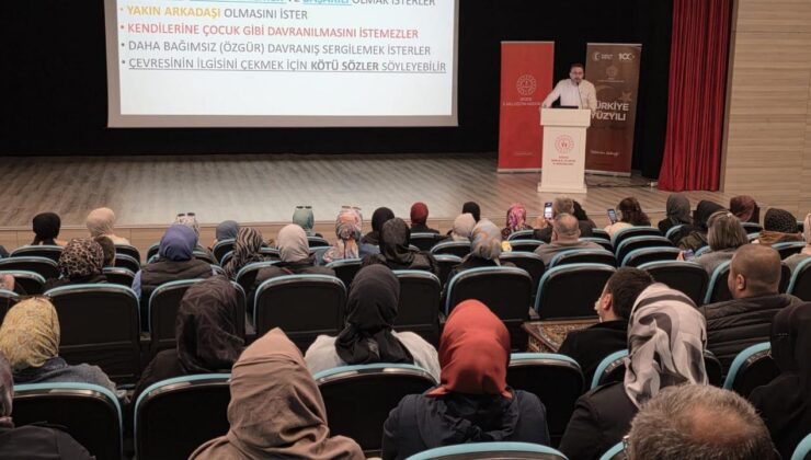 Velilere Dijital Rehberlik: Çocuklar İçin Kritik Tavsiyeler Paylaşıldı