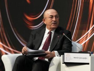 Eski Bakan Mevlüt Çavuşoğlu Düzce’de Konferans Verecek