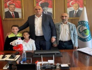 Minik Yürekler Büyük Başardı, Başkan Ocak Ağırladı