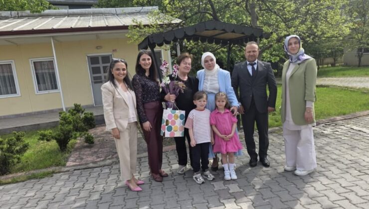 Anneler Günü’nde Şükran Teyze’ye Duygu Dolu Ziyaret
