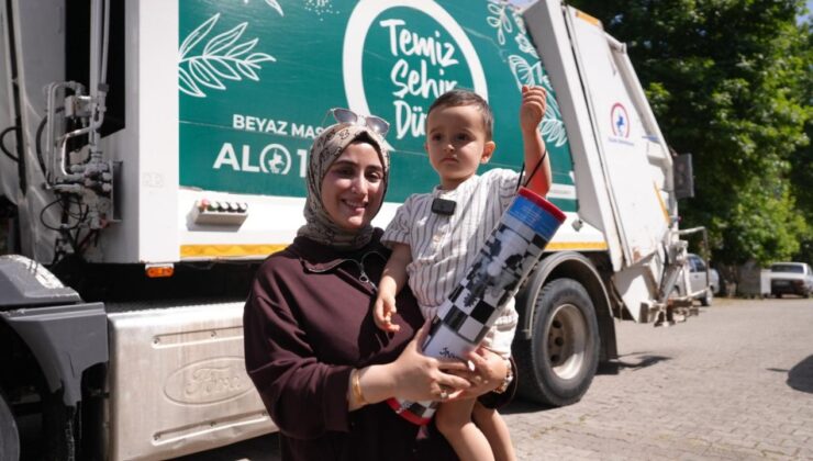 Minik Ahmet Zeyd’in Çöp Kamyonu Sevgisine Düzce Belediyesi’nden Anlamlı Sürpriz